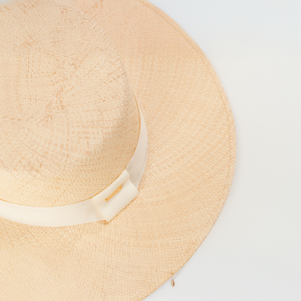 Sombrero Natural con Cinta Off-White - Image 2