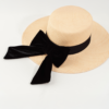 Sombrero Natural con Cinta y Lazo Negro - Imagen 3
